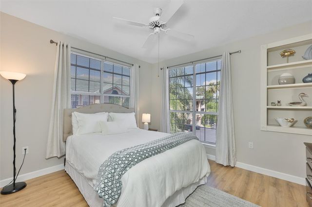 3312 BAY CLUB CIRCLE 3212, Tampa, FL 33607