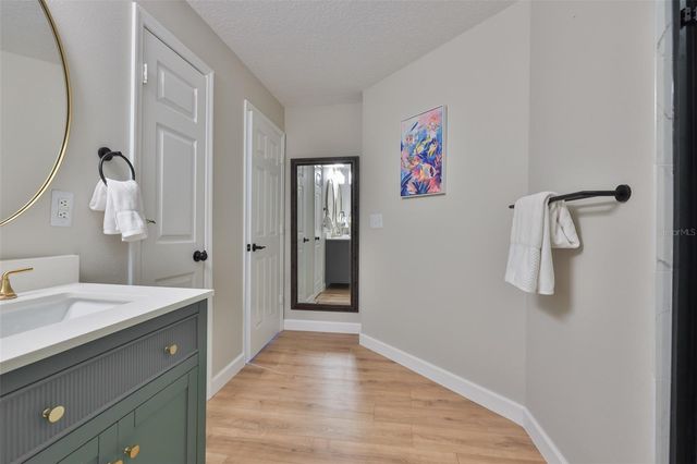 3312 BAY CLUB CIRCLE 3212, Tampa, FL 33607