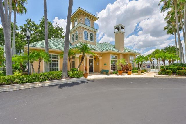 3312 BAY CLUB CIRCLE 3212, Tampa, FL 33607