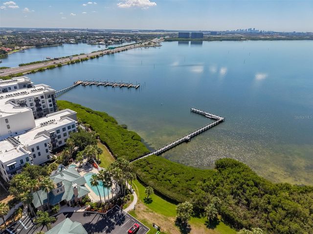 3312 BAY CLUB CIRCLE 3212, Tampa, FL 33607