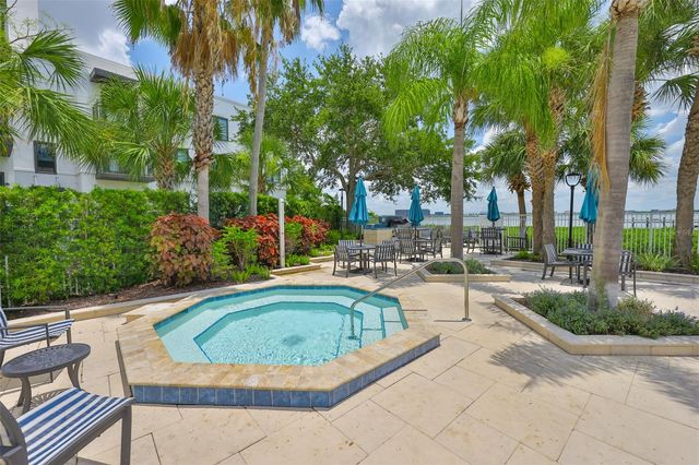 3312 BAY CLUB CIRCLE 3212, Tampa, FL 33607