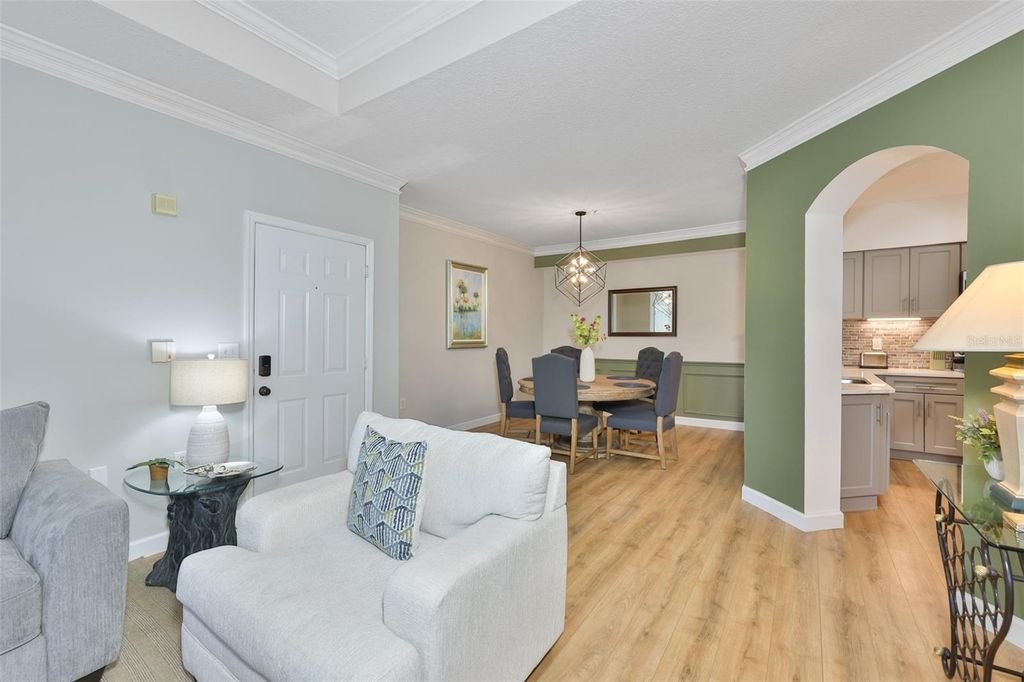 Image 15 of property listing at 3312 BAY CLUB CIRCLE 3212, Tampa, FL 33607