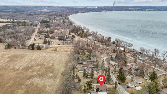 N4273 Lakeview Drive, Markesan, WI 53946