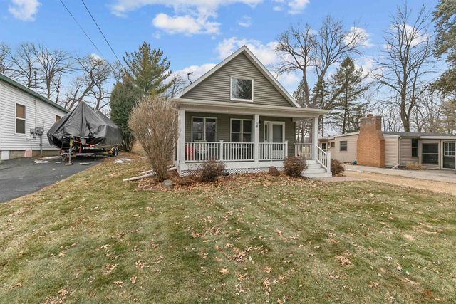 N4273 Lakeview Drive, Markesan, WI 53946