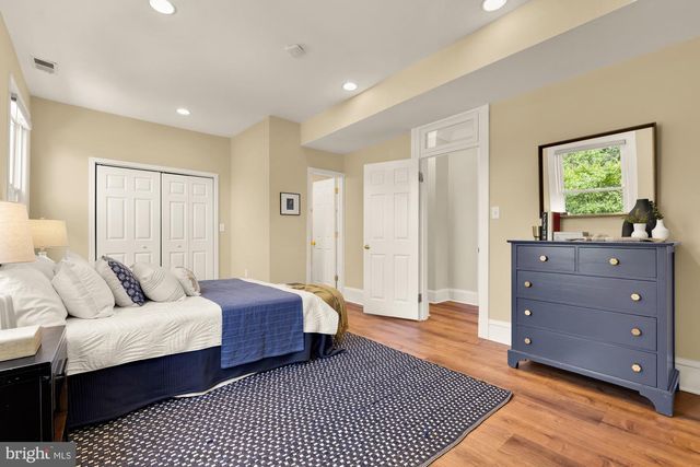 1231 FRANKLIN ST NE, Washington, DC 20017