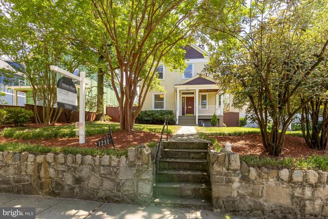 1231 FRANKLIN ST NE, Washington, DC 20017