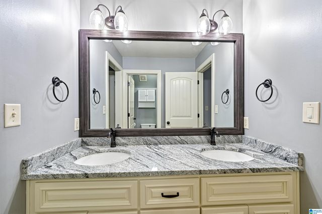 3531 STILL OAKS DRIVE, Trussville, AL 35173