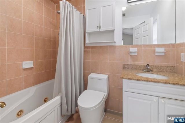 220 Cliff Street B, Cliffside Park, NJ 07010