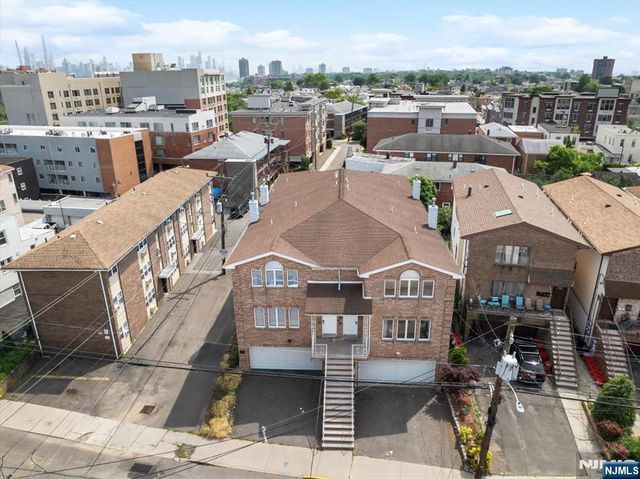 220 Cliff Street B, Cliffside Park, NJ 07010