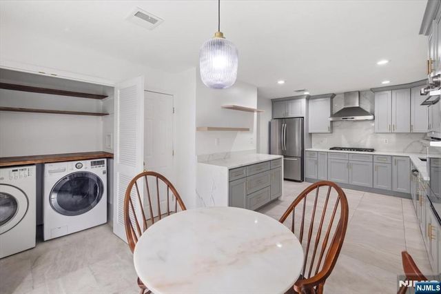 220 Cliff Street B, Cliffside Park, NJ 07010