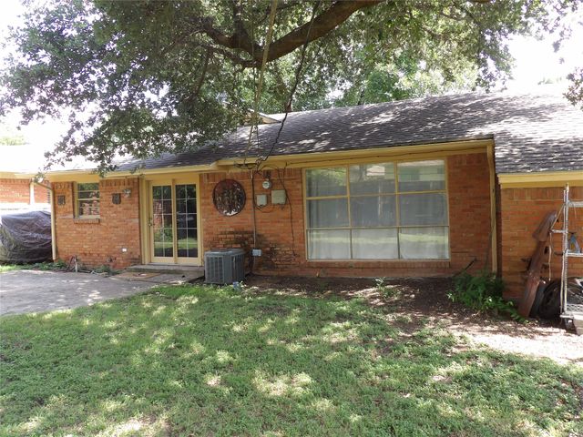 710 James Drive, Richardson, TX 75080