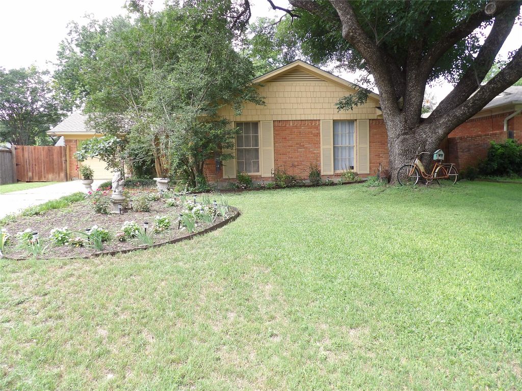 710 James Drive, Richardson, TX 75080