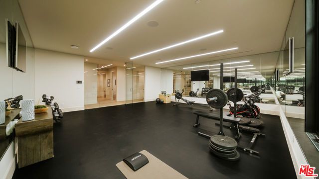 5287 Round Meadow Road, Hidden Hills, CA 91302