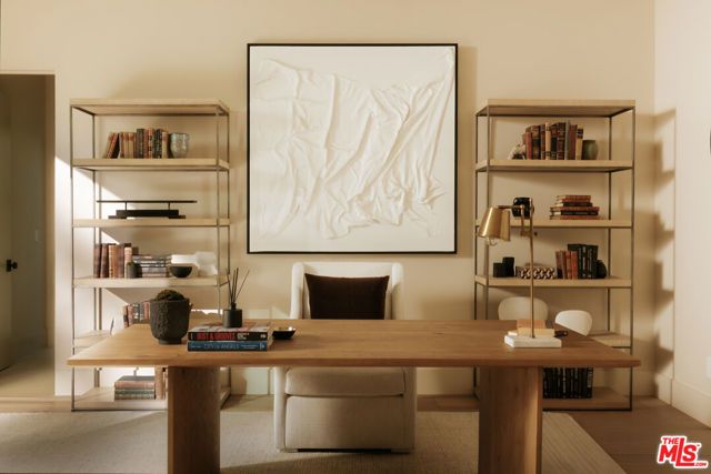 5287 Round Meadow Road, Hidden Hills, CA 91302