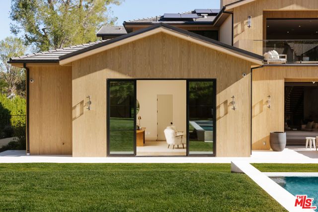 5287 Round Meadow Road, Hidden Hills, CA 91302