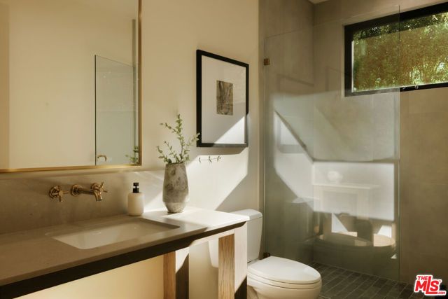 5287 Round Meadow Road, Hidden Hills, CA 91302