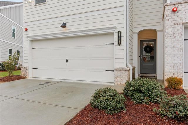 2913 Ferrington Way, Smyrna, GA 30080