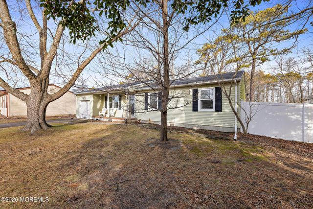 826 Hazelton Avenue, Lanoka Harbor, NJ 08734