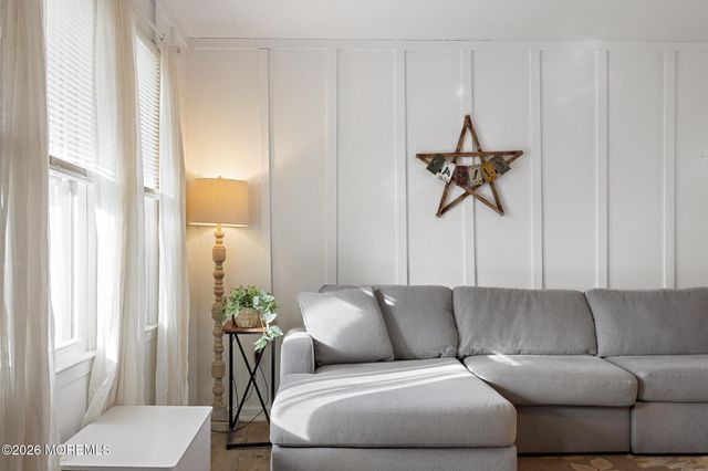 826 Hazelton Avenue, Lanoka Harbor, NJ 08734