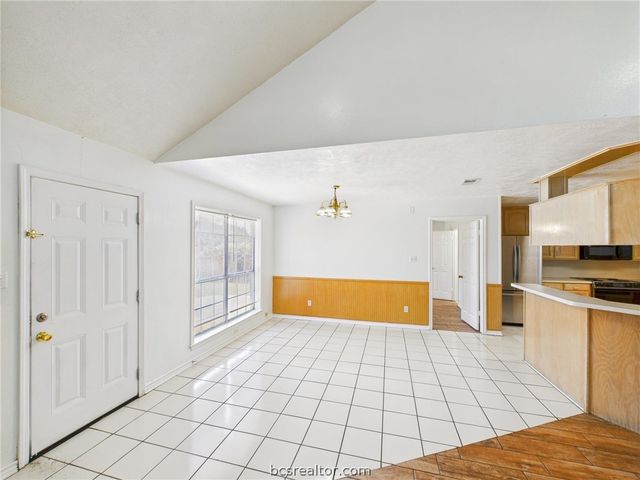 301 Rosemary Lane, College Station, TX 77840