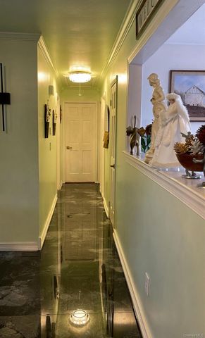 152 Dogwood Road, Mastic Beach, NY 11951