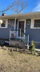 152 Dogwood Road, Mastic Beach, NY 11951