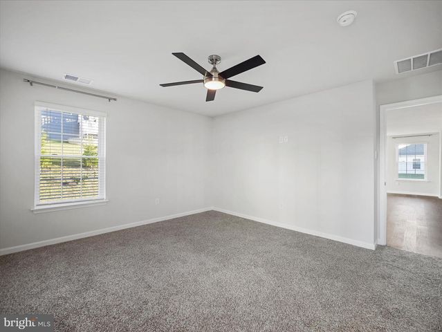 387 AYLESBURY LN, Martinsburg, WV 25403