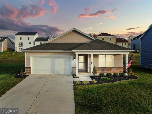 387 AYLESBURY LN, Martinsburg, WV 25403