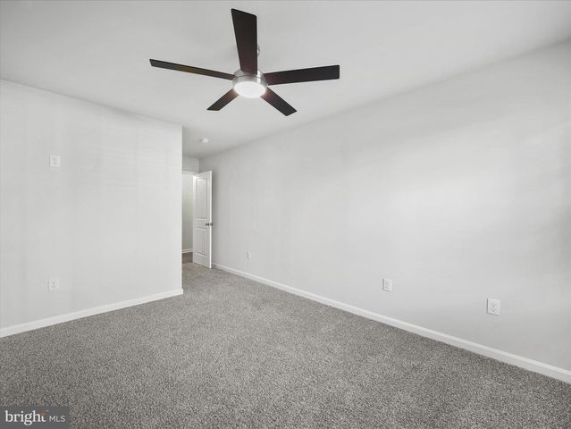 387 AYLESBURY LN, Martinsburg, WV 25403