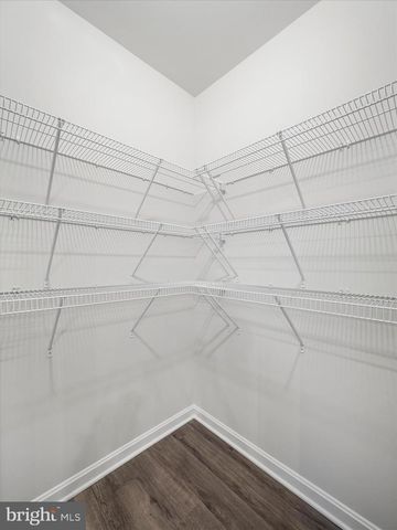 387 AYLESBURY LN, Martinsburg, WV 25403