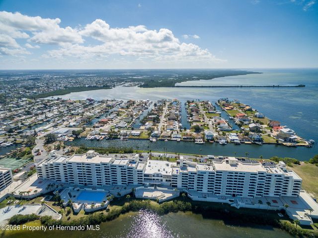 5915 Sea Ranch Drive 408, Hudson, FL 34667