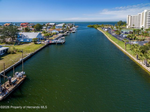 5915 Sea Ranch Drive 408, Hudson, FL 34667