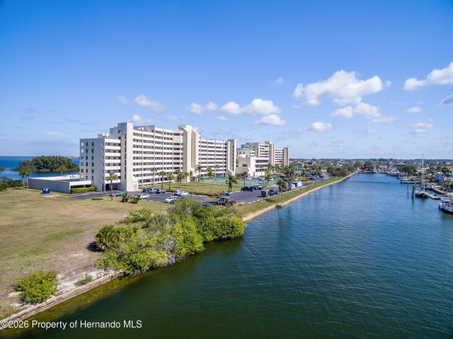 5915 Sea Ranch Drive 408, Hudson, FL 34667