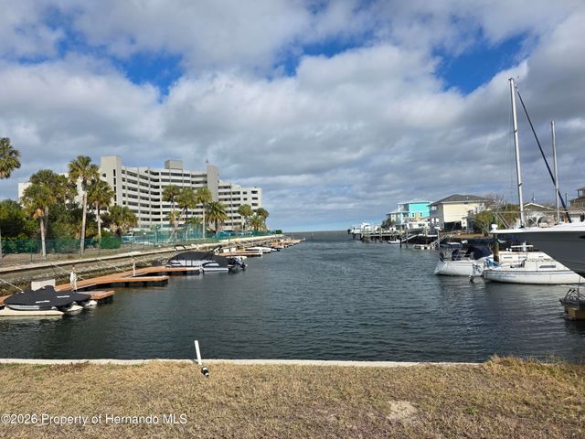 5915 Sea Ranch Drive 408, Hudson, FL 34667