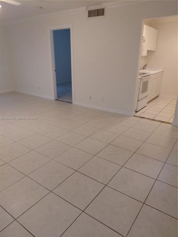 731 Hummingbird Way 10, North Palm Beach, FL 33408