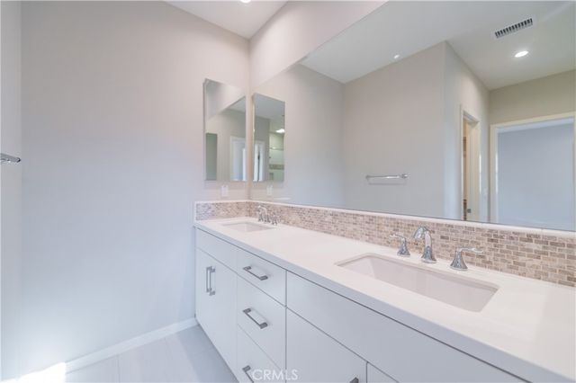 149 Messenger, Irvine, CA 92618