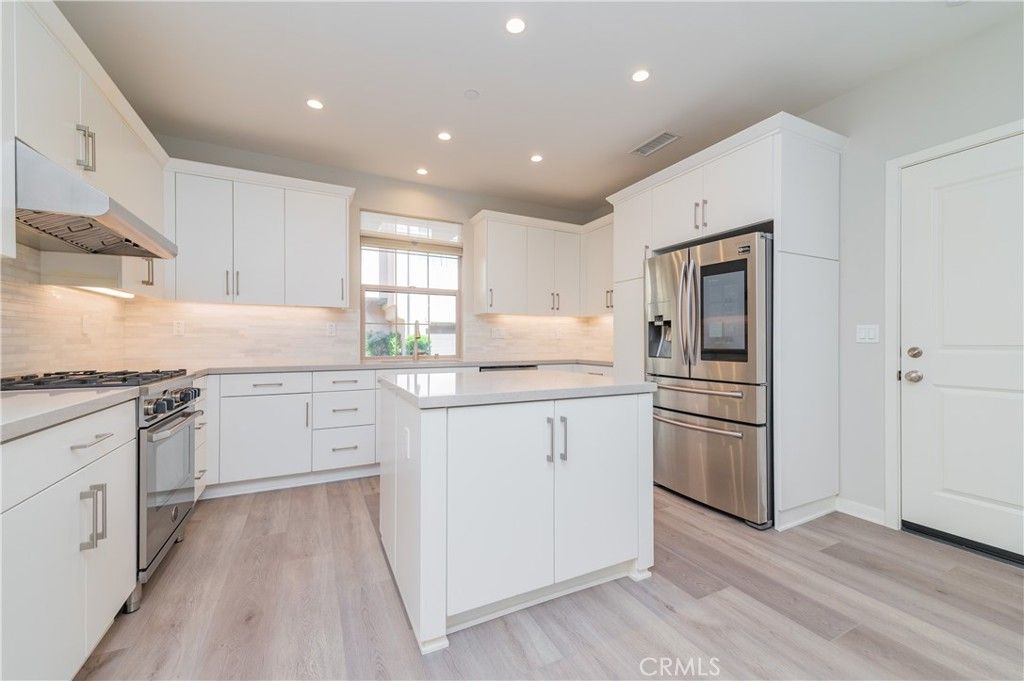 149 Messenger, Irvine, CA 92618 — photo 3