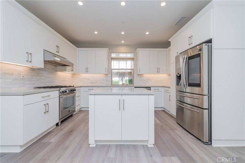 149 Messenger, Irvine, CA 92618 — photo 5