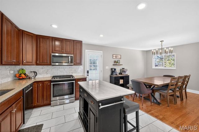 304 Wembley Lane, Manchester, MO 63021