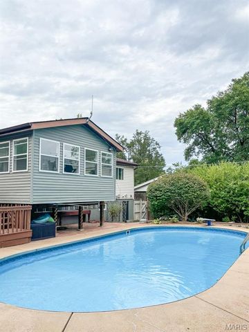 304 Wembley Lane, Manchester, MO 63021