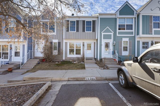 10386 W Dartmouth Avenue, Lakewood, CO 80227