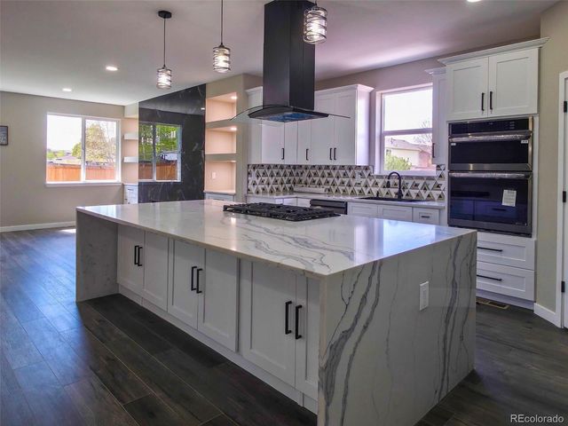 14606 E 26th Place, Aurora, CO 80011