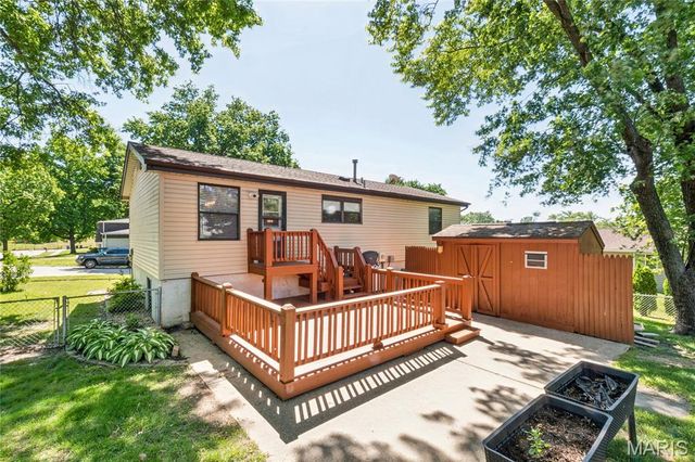 3161 Donnycave Lane, Maryland Heights, MO 63043