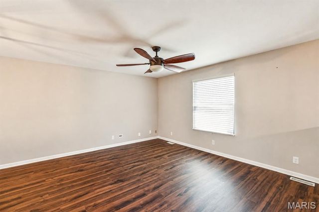 3161 Donnycave Lane, Maryland Heights, MO 63043