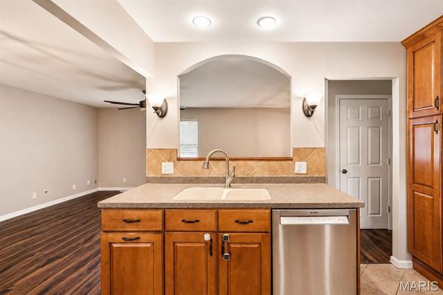 3161 Donnycave Lane, Maryland Heights, MO 63043