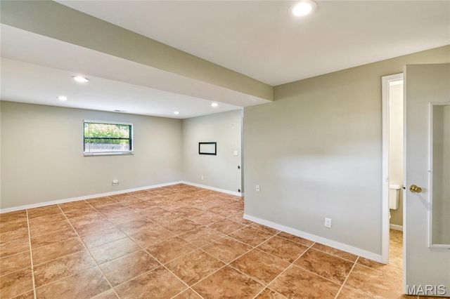 3161 Donnycave Lane, Maryland Heights, MO 63043