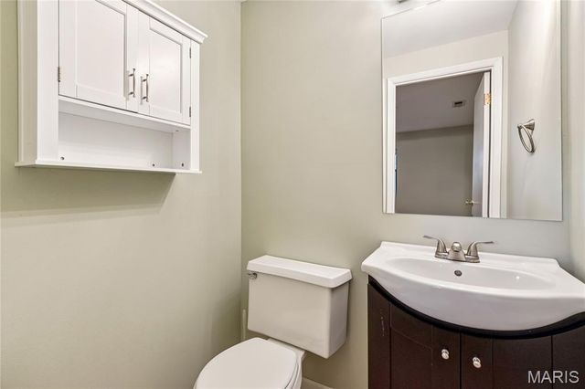 3161 Donnycave Lane, Maryland Heights, MO 63043