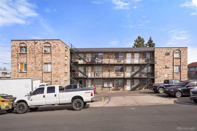 1205 Yosemite Street, Denver, CO 80220