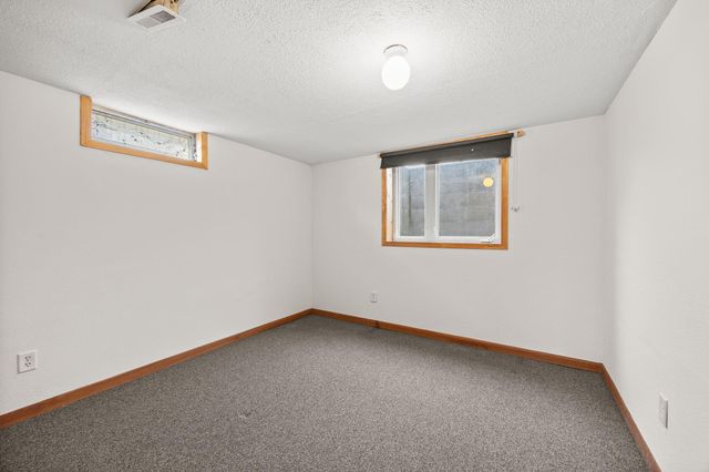 1129 35th Avenue N, Saint Cloud, MN 56303