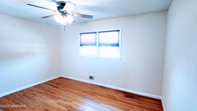 1176 Fern Street, Toms River, NJ 08753